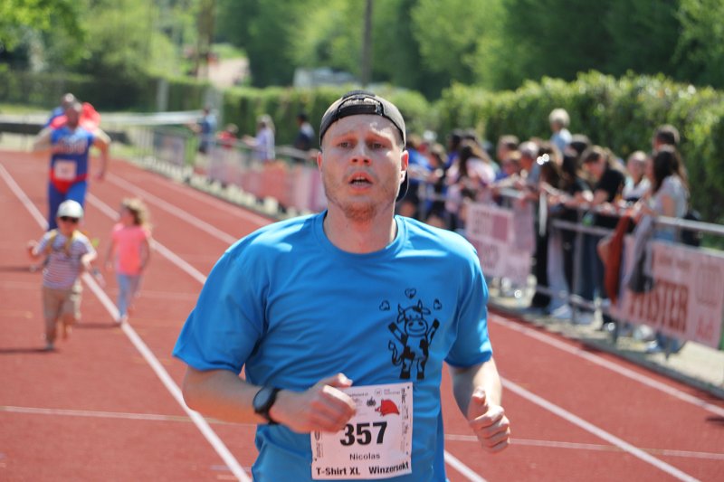 469.jpg